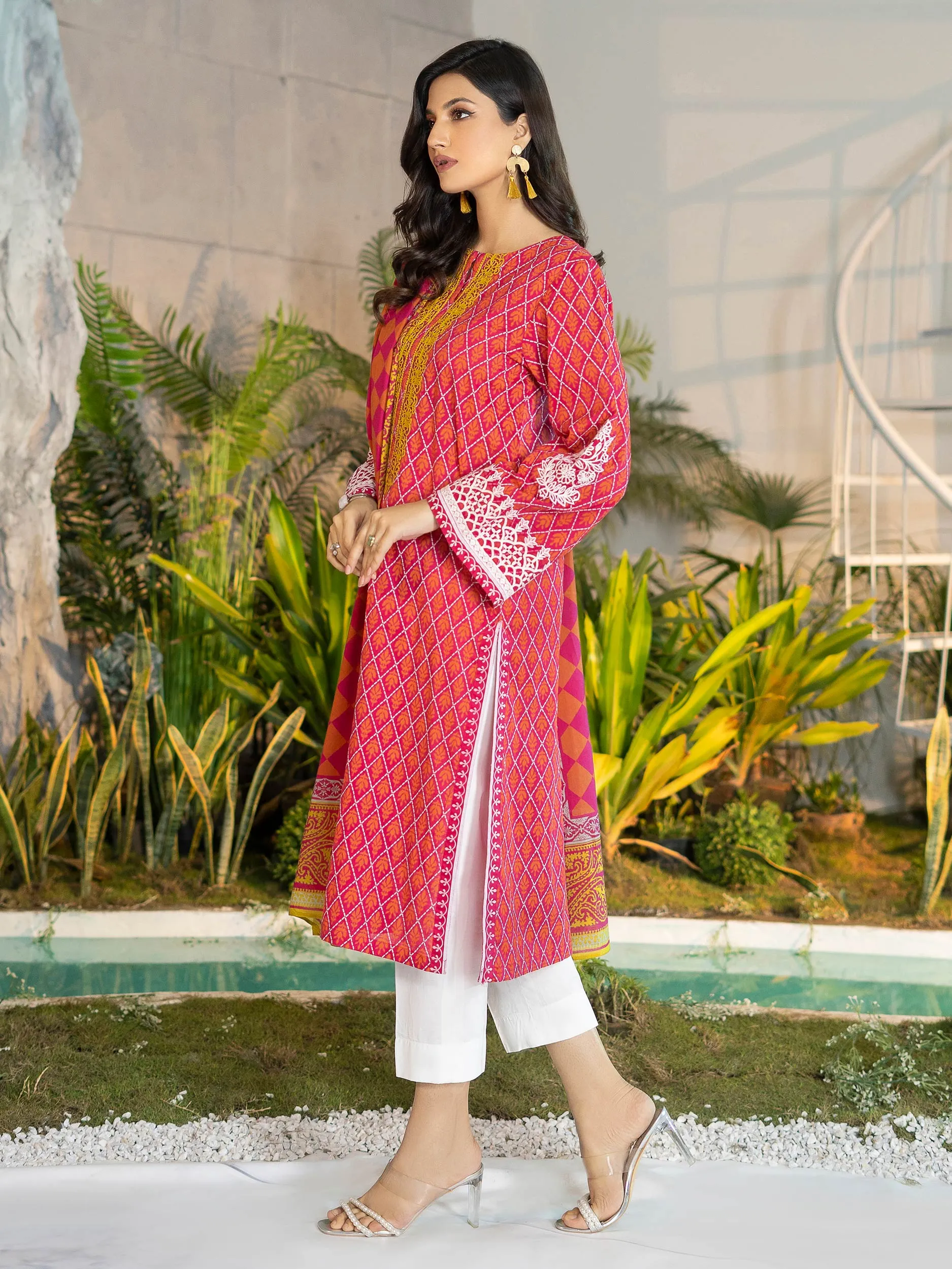 2 Piece Embroidered Lawn Suit