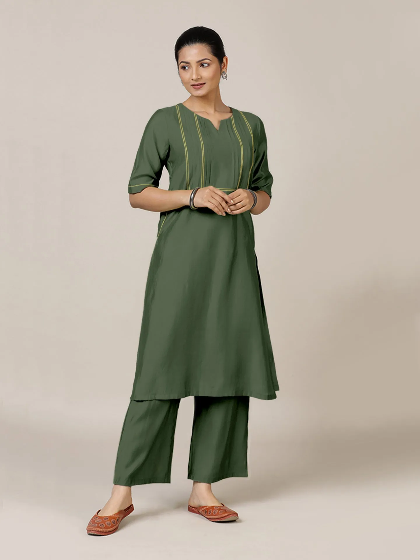 Esha x Rozaana | A Line Kurta in Hunter Green with Thread Work | Coords or Only Kurta