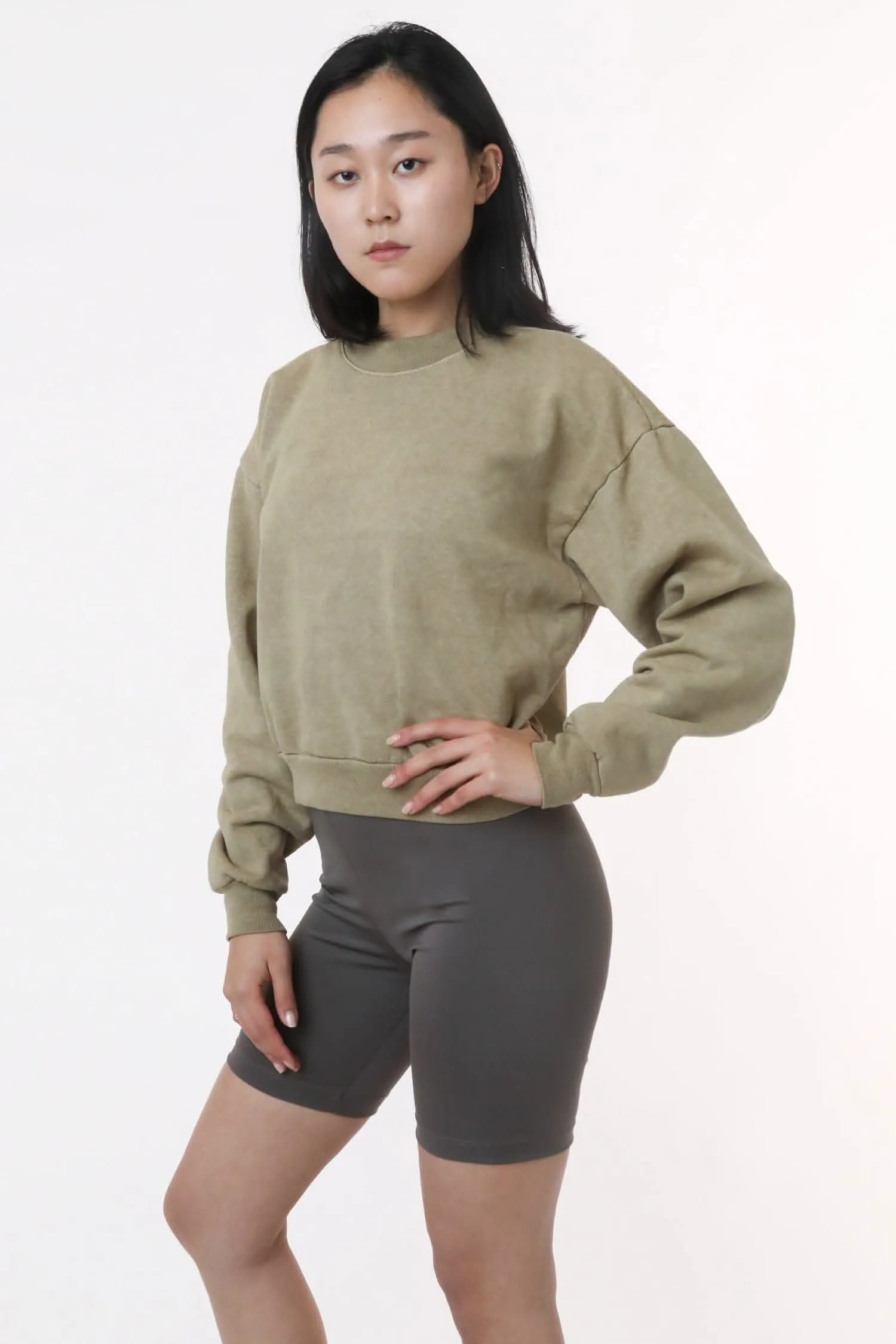 HF06 - Heavy Fleece Cropped Mock Neck Pullover (Pigment Dye)