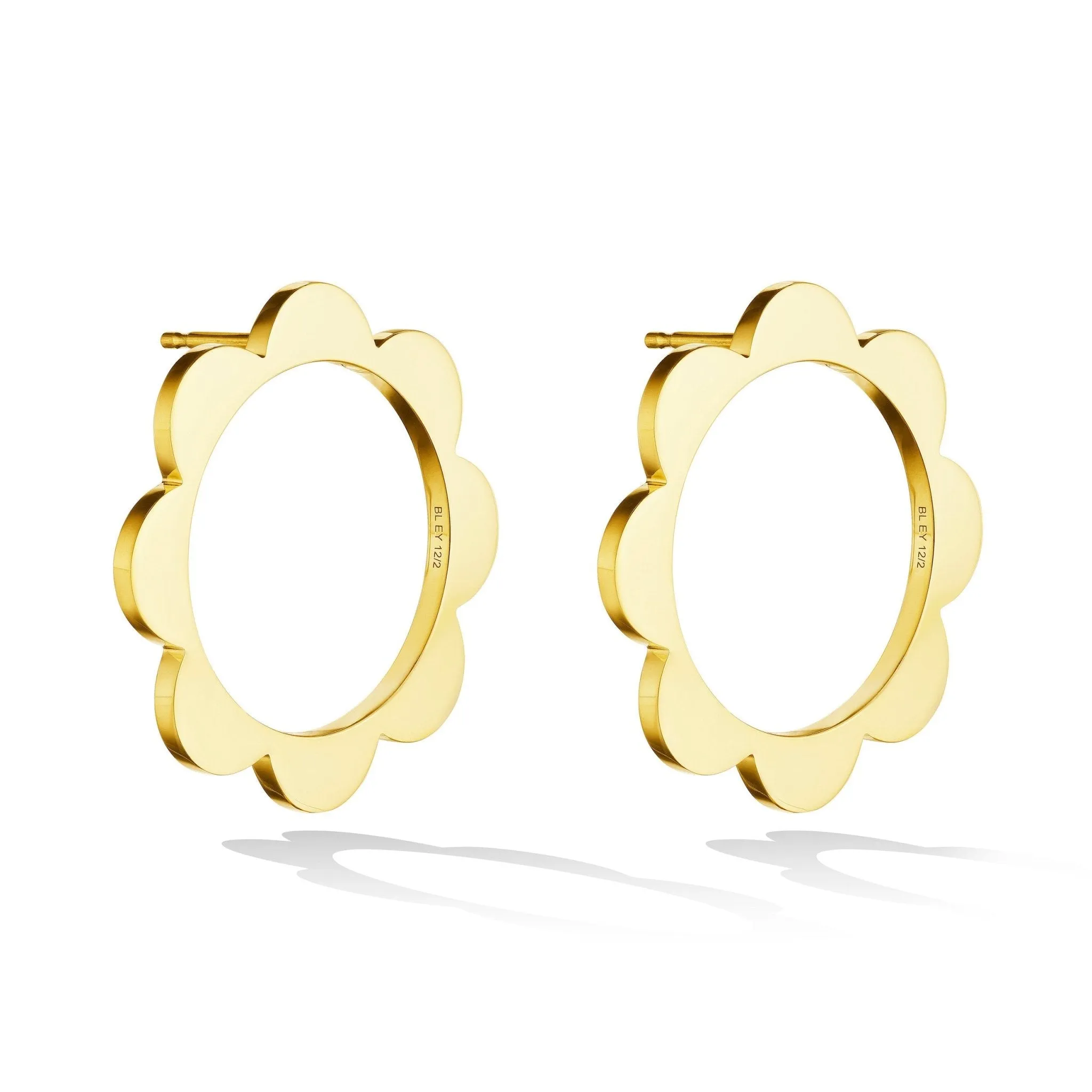 Medium Yellow Gold Triplet Stud