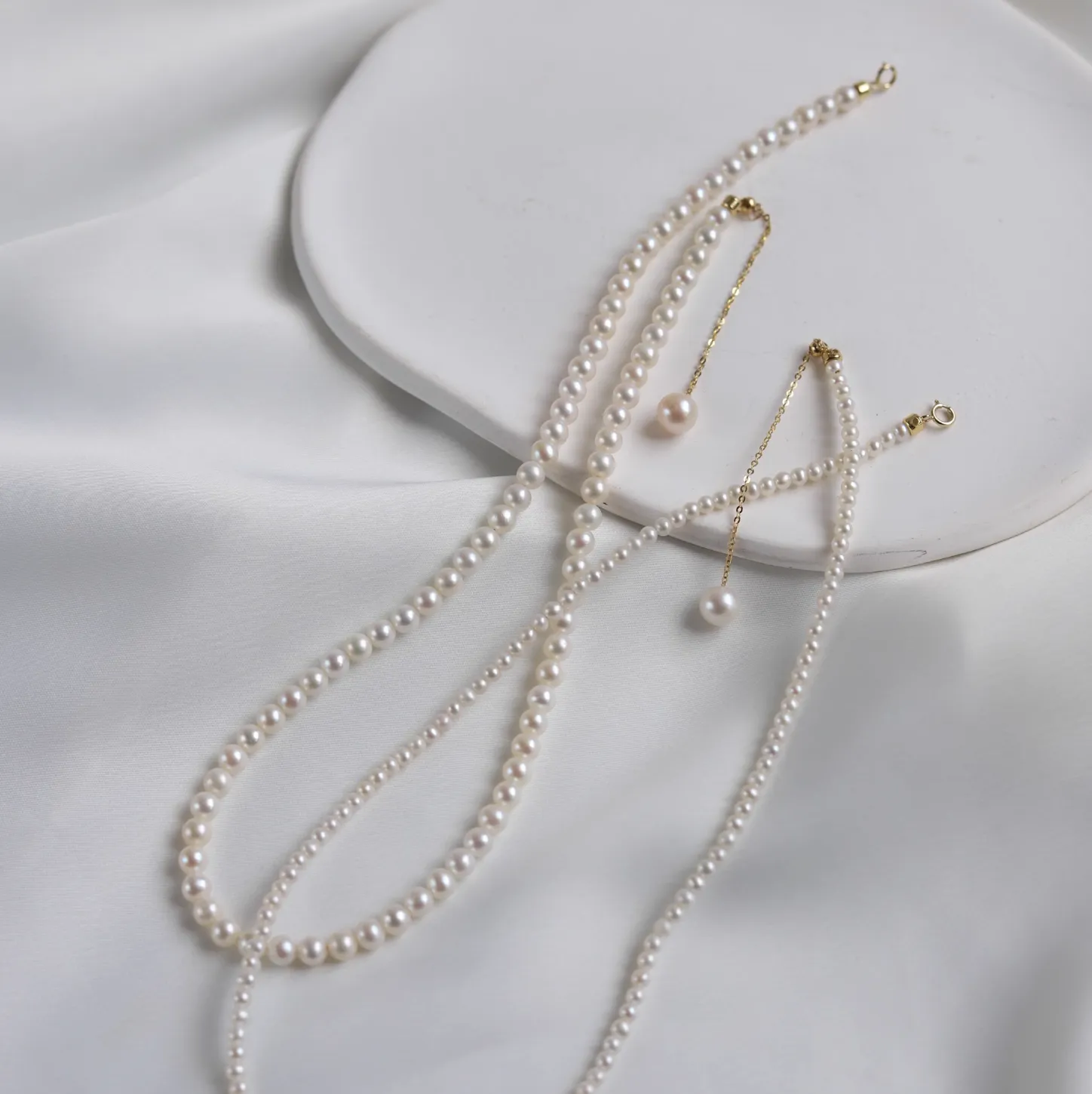 Mini Round Pearls 18K Gold Necklace