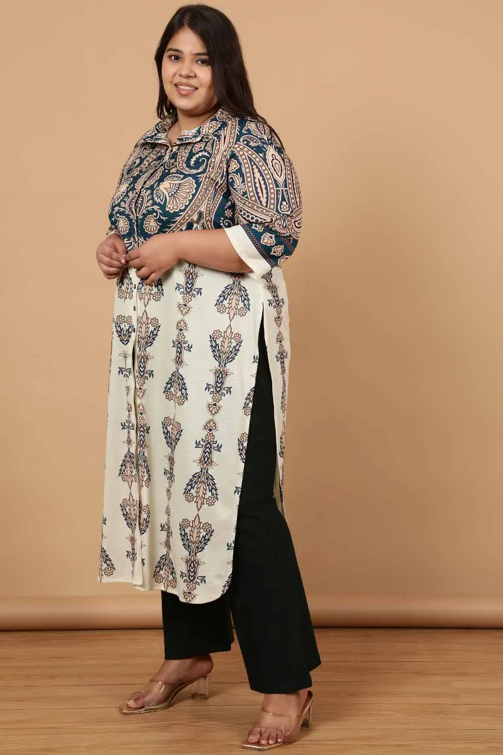 Plus Size Cream Luxe Ethnic Print Kurta Cum Shrug