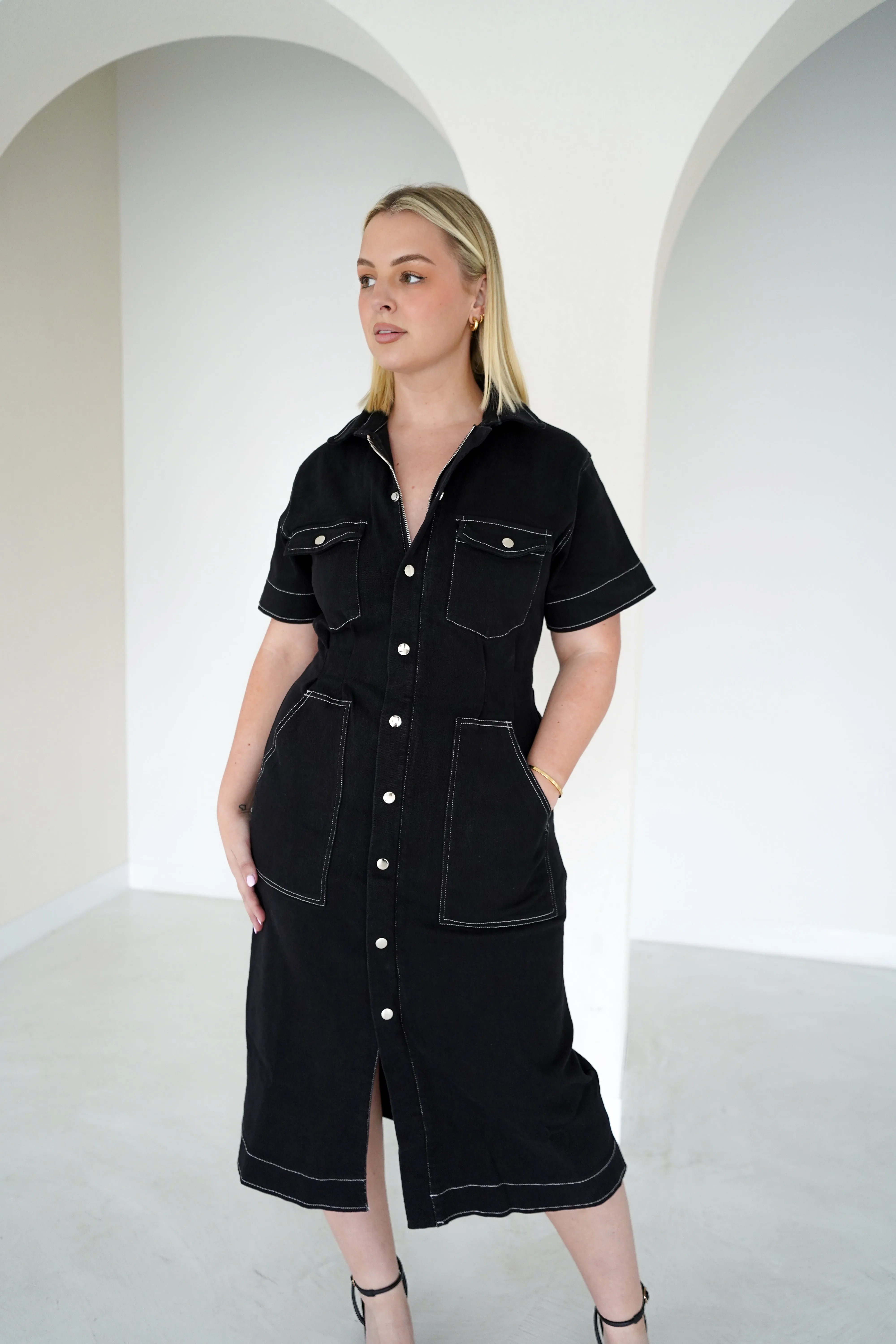 SAVEIRA DENIM MIDI DRESS BLACK