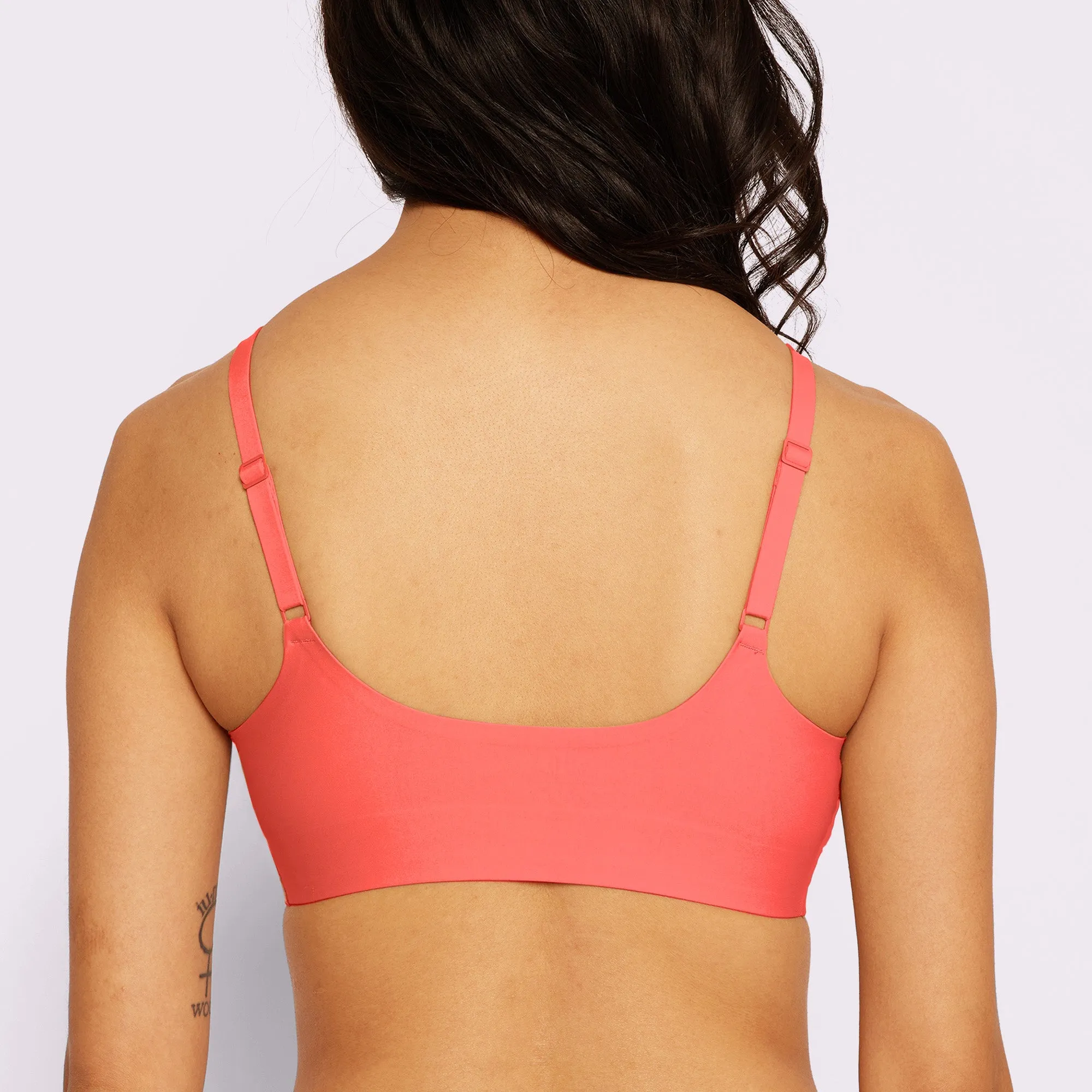 Smooth Lift Triangle Bralette | Seamless Universal (Eightball)