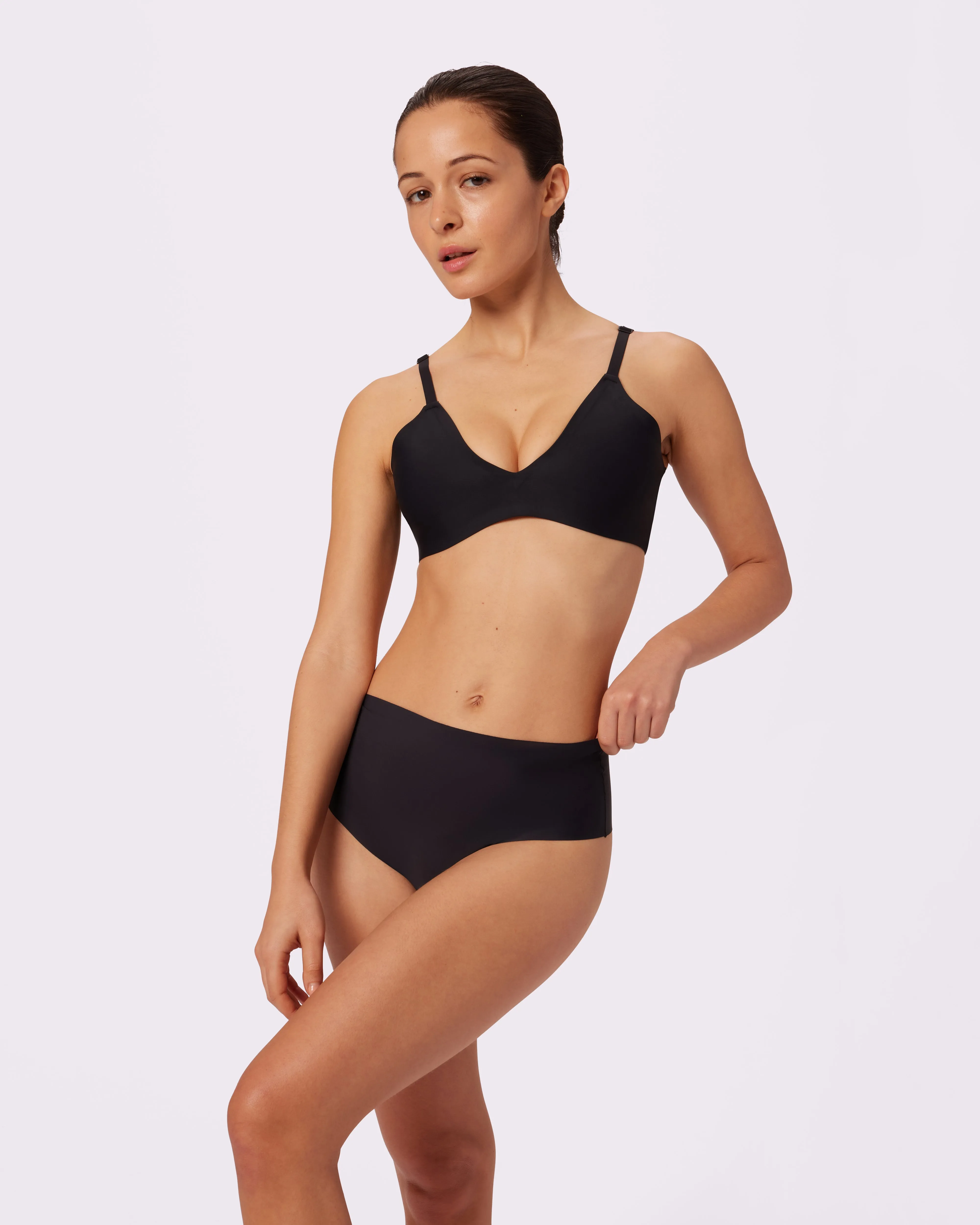 Smooth Lift Triangle Bralette | Seamless Universal (Eightball)