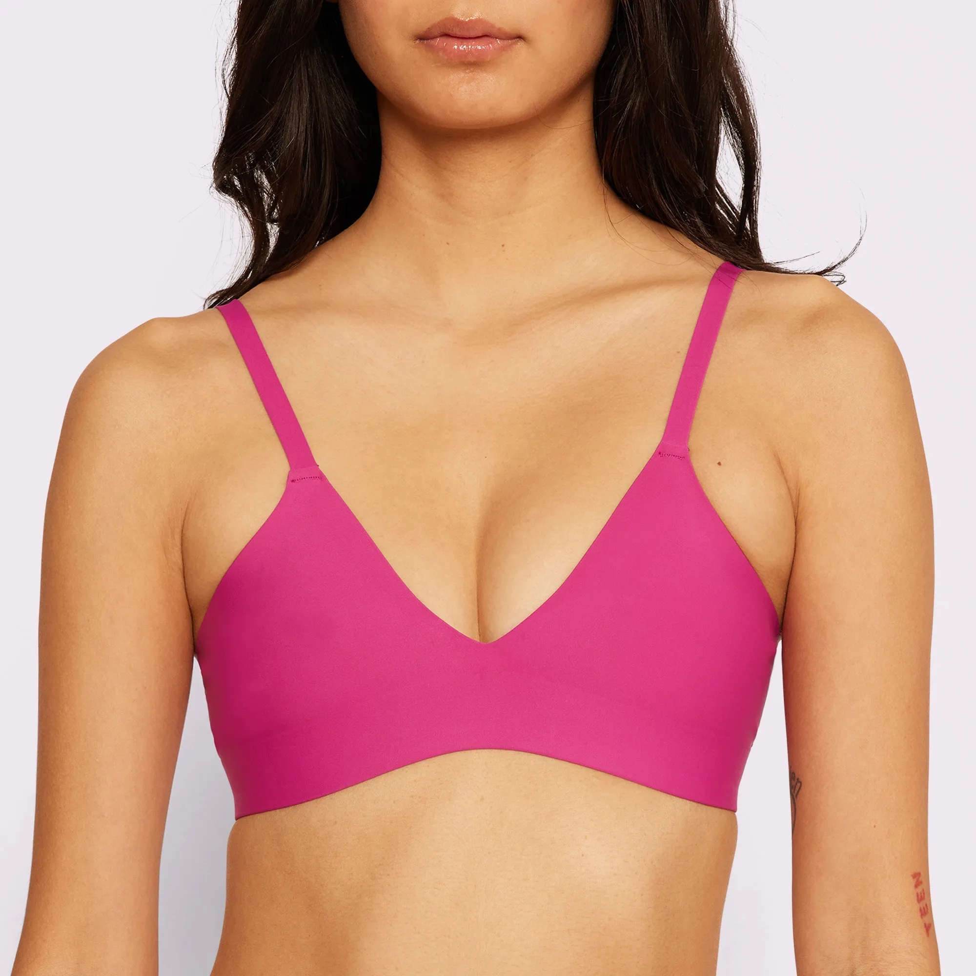 Smooth Lift Triangle Bralette | Seamless Universal (Eightball)