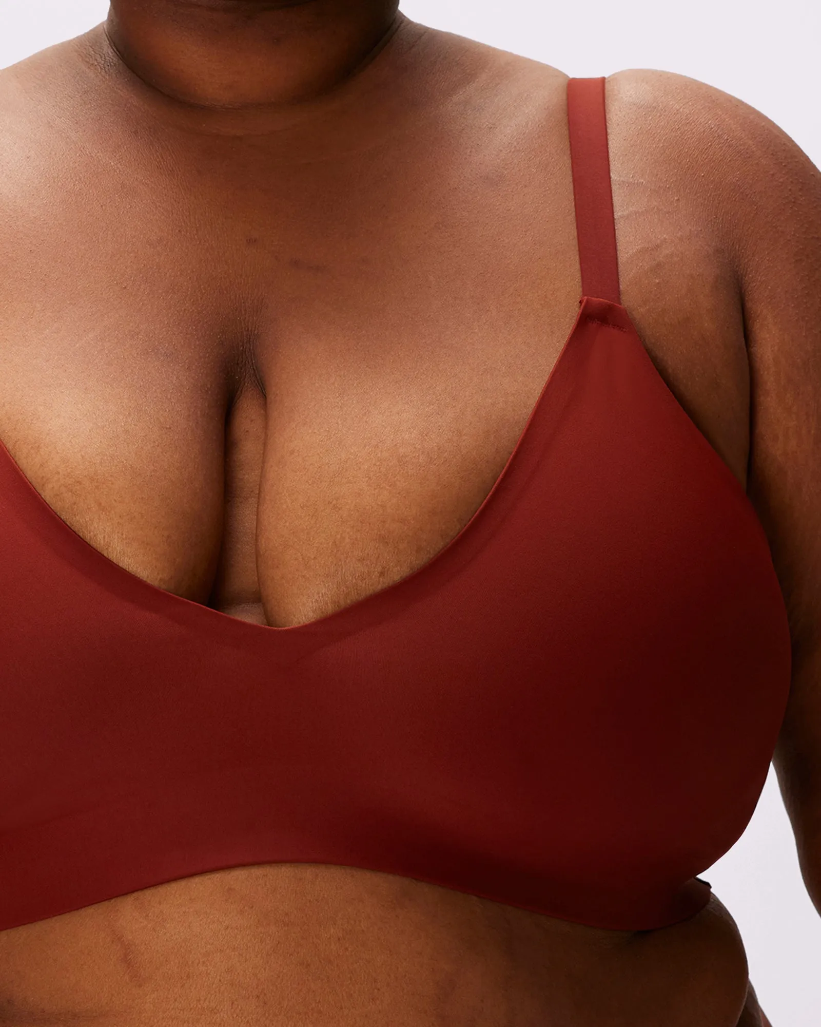 Smooth Lift Triangle Bralette | Seamless Universal (Eightball)