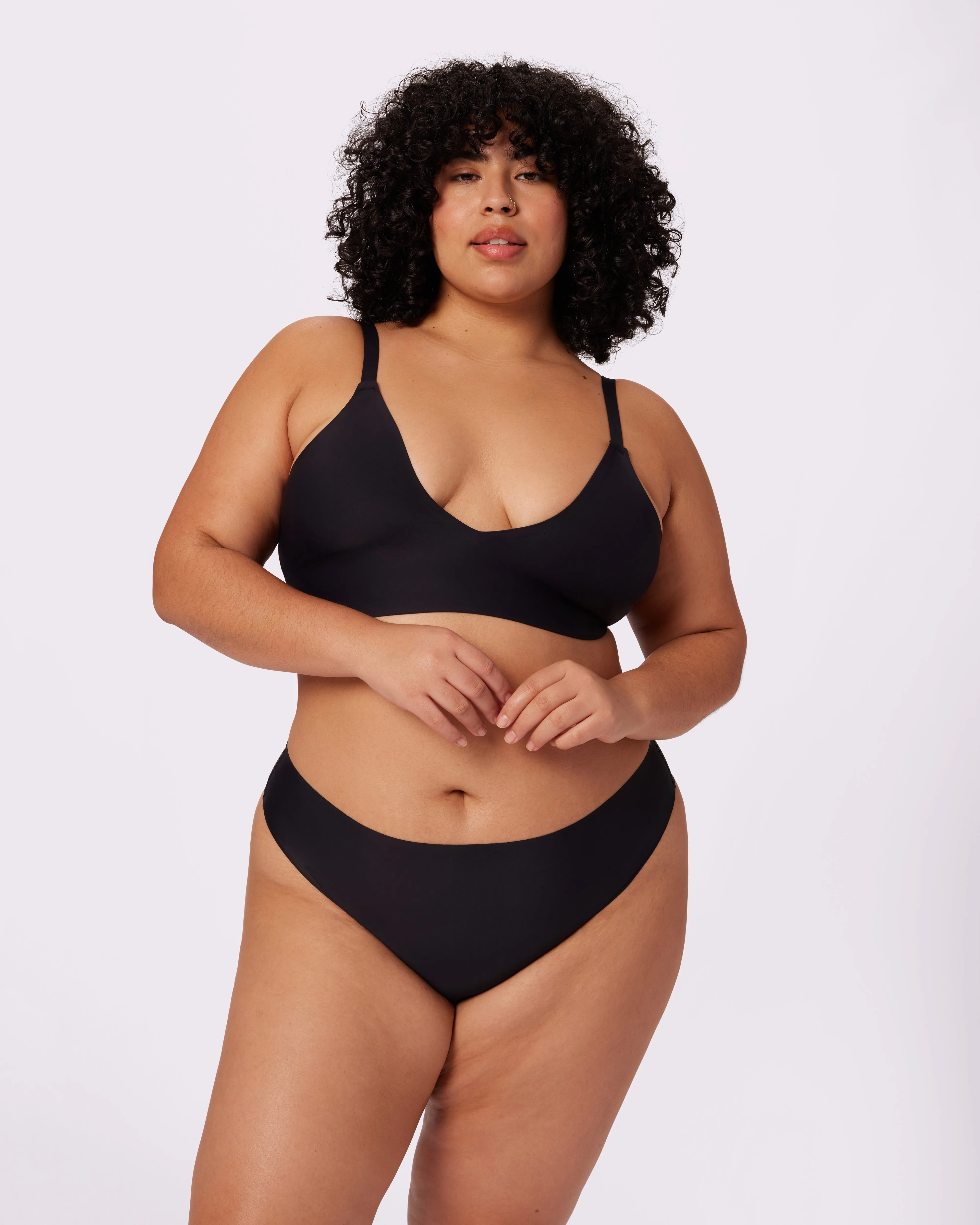 Smooth Lift Triangle Bralette | Seamless Universal (Eightball)