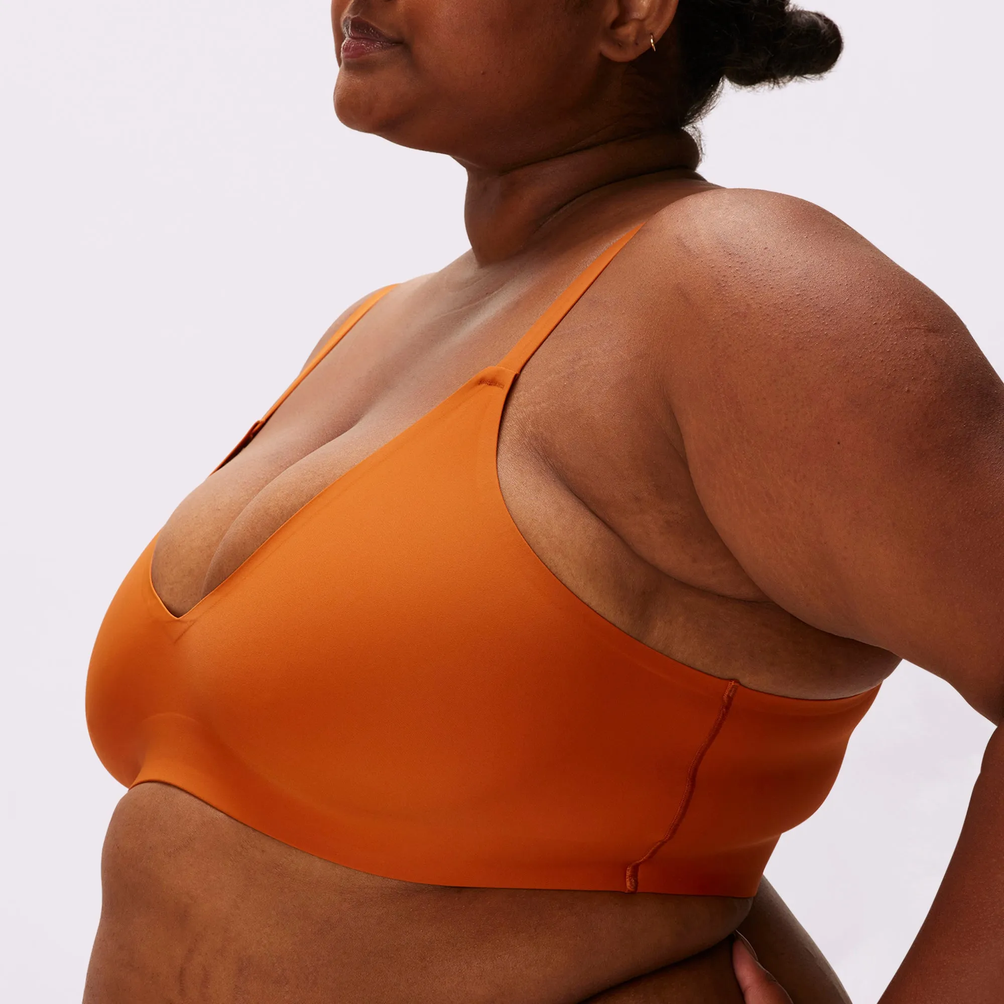 Smooth Lift Triangle Bralette | Seamless Universal (Eightball)