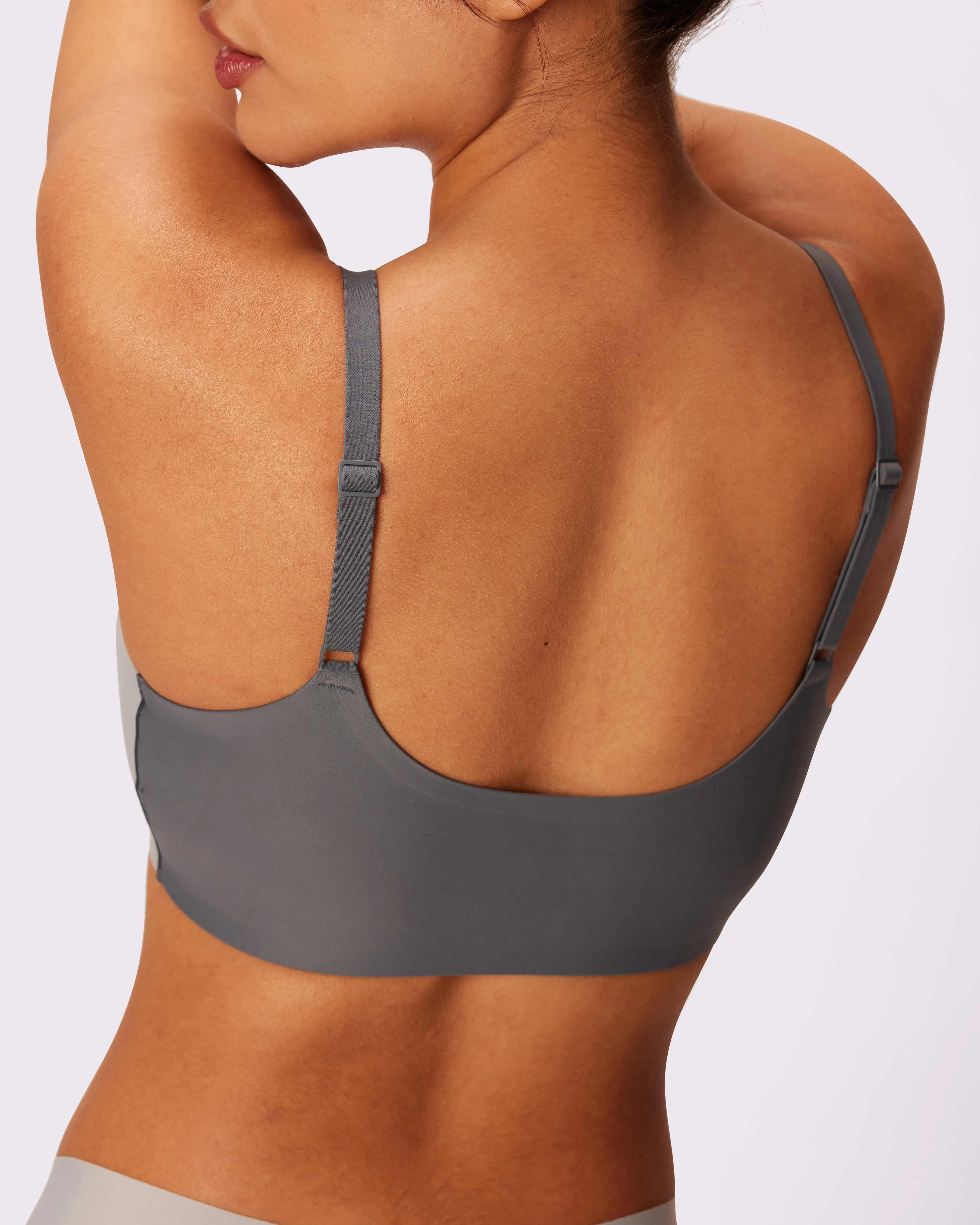 Smooth Lift Triangle Bralette | Seamless Universal (Eightball)