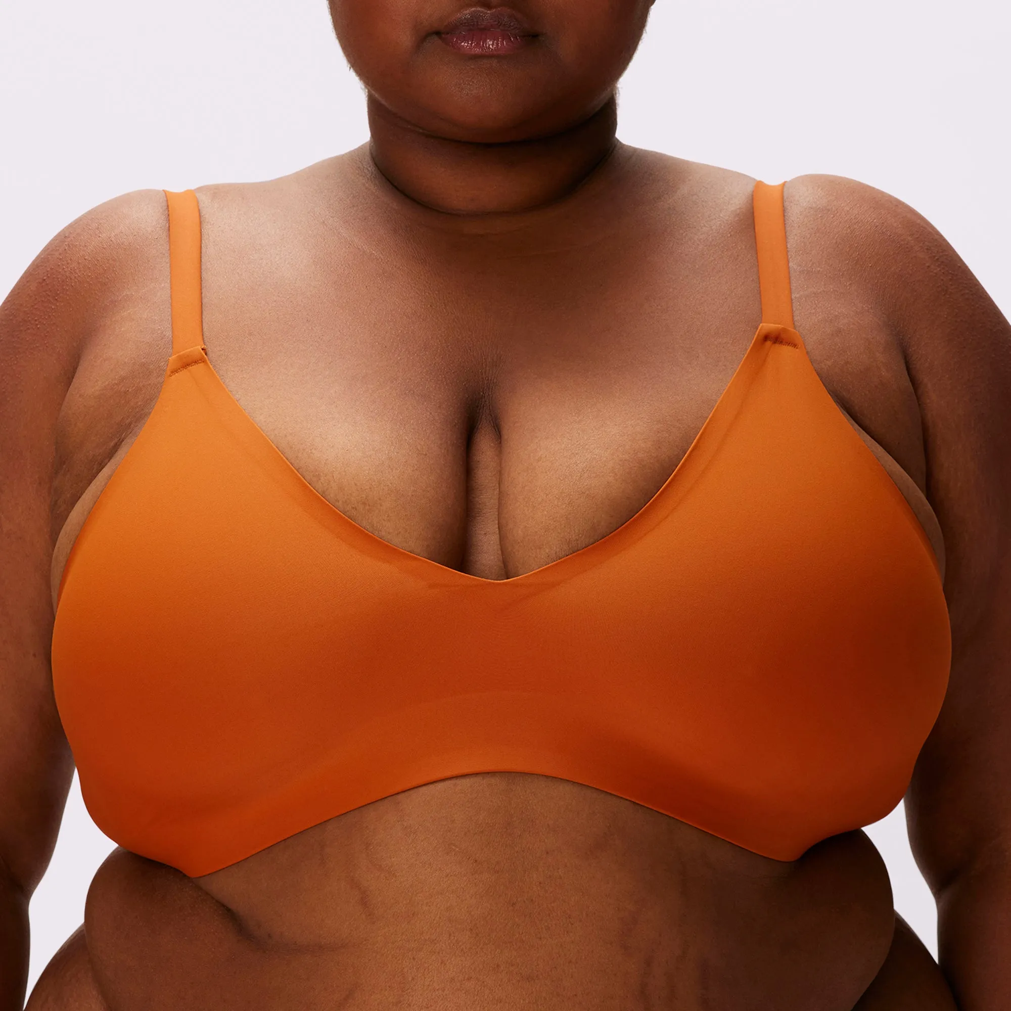 Smooth Lift Triangle Bralette | Seamless Universal (Eightball)