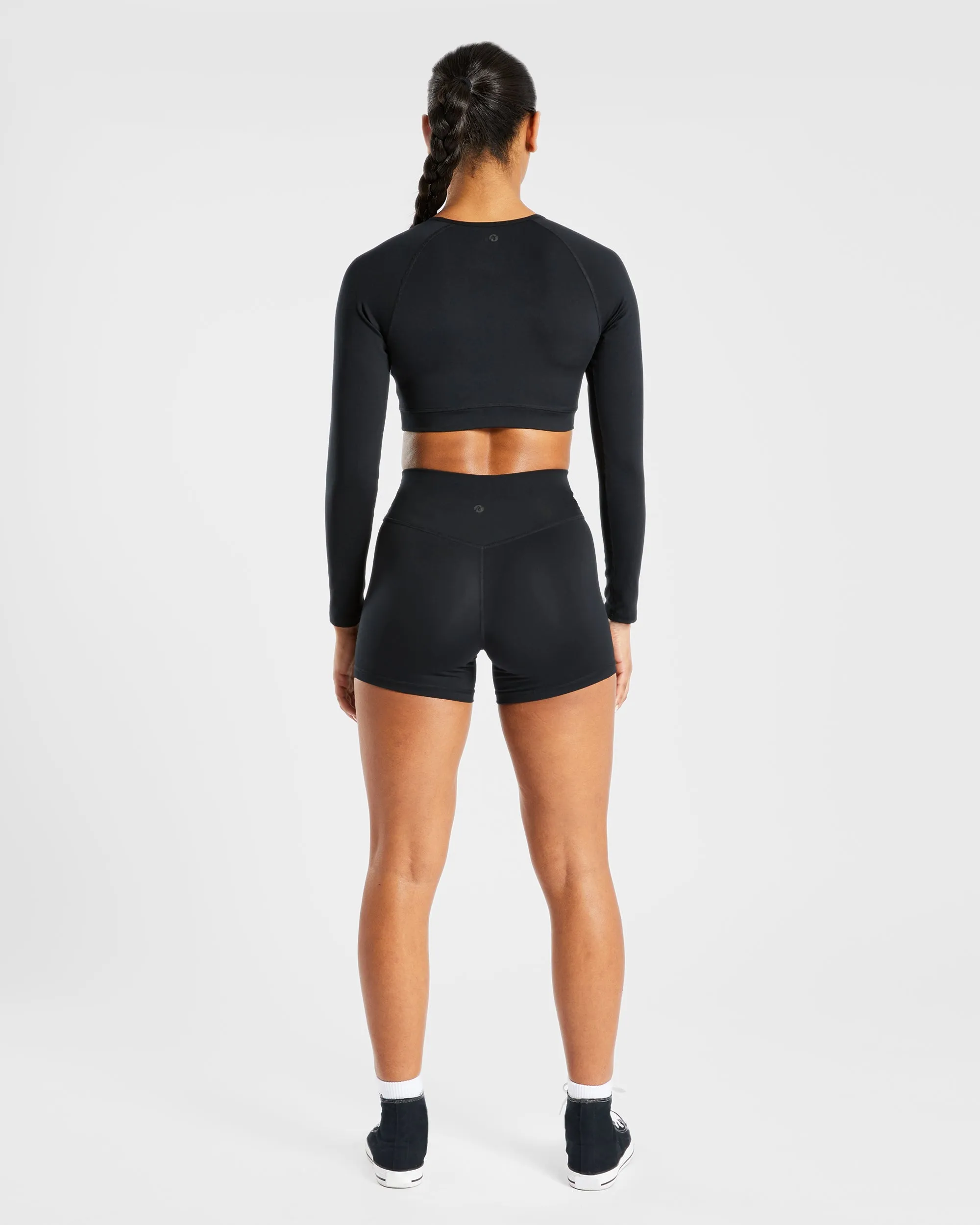 Staple Shorts - Black